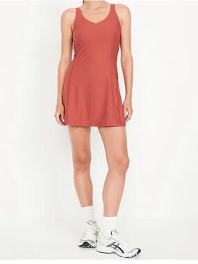 Old navy active power soft rest orange.